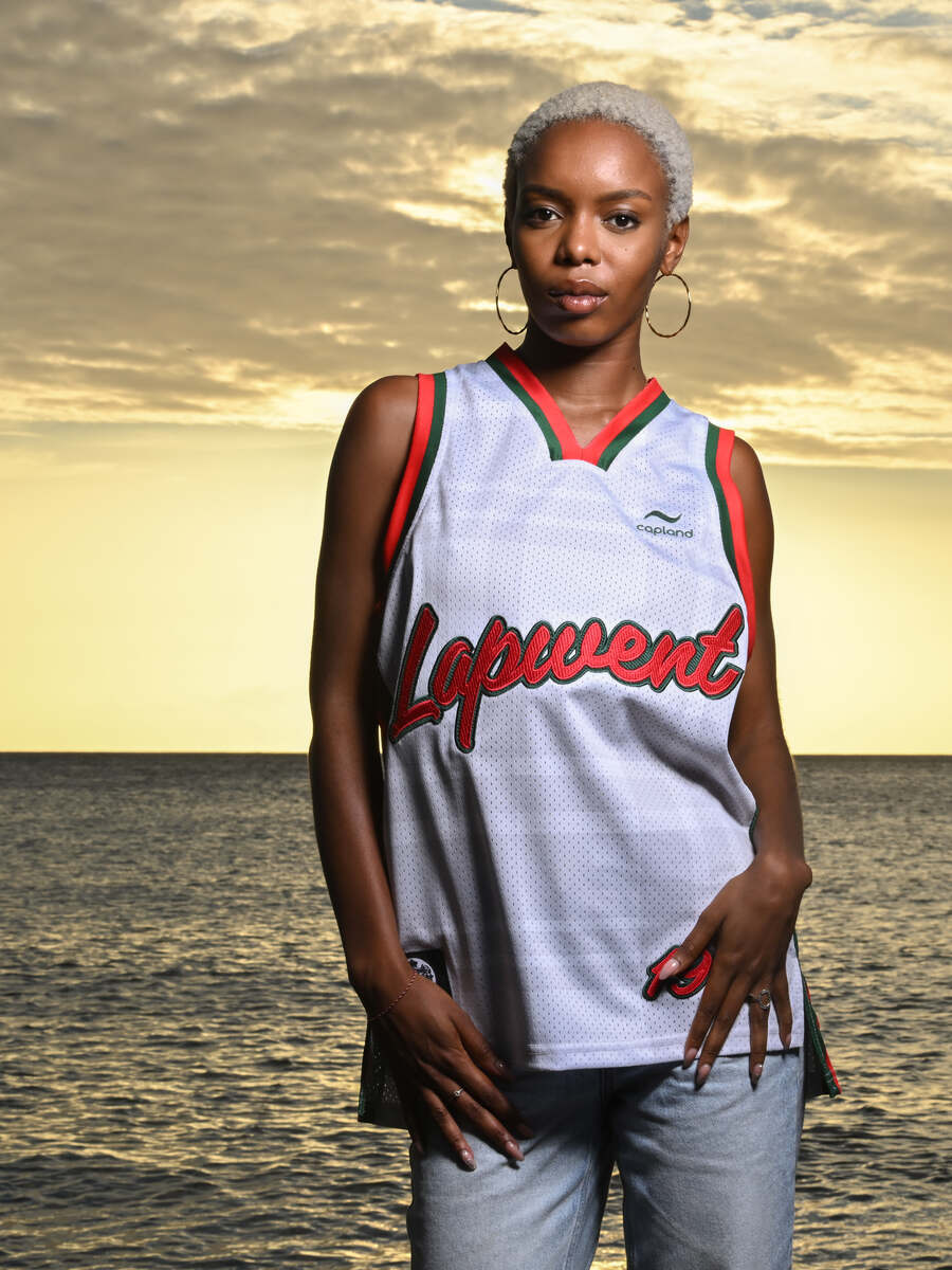 Feu · Loralie Guimbi