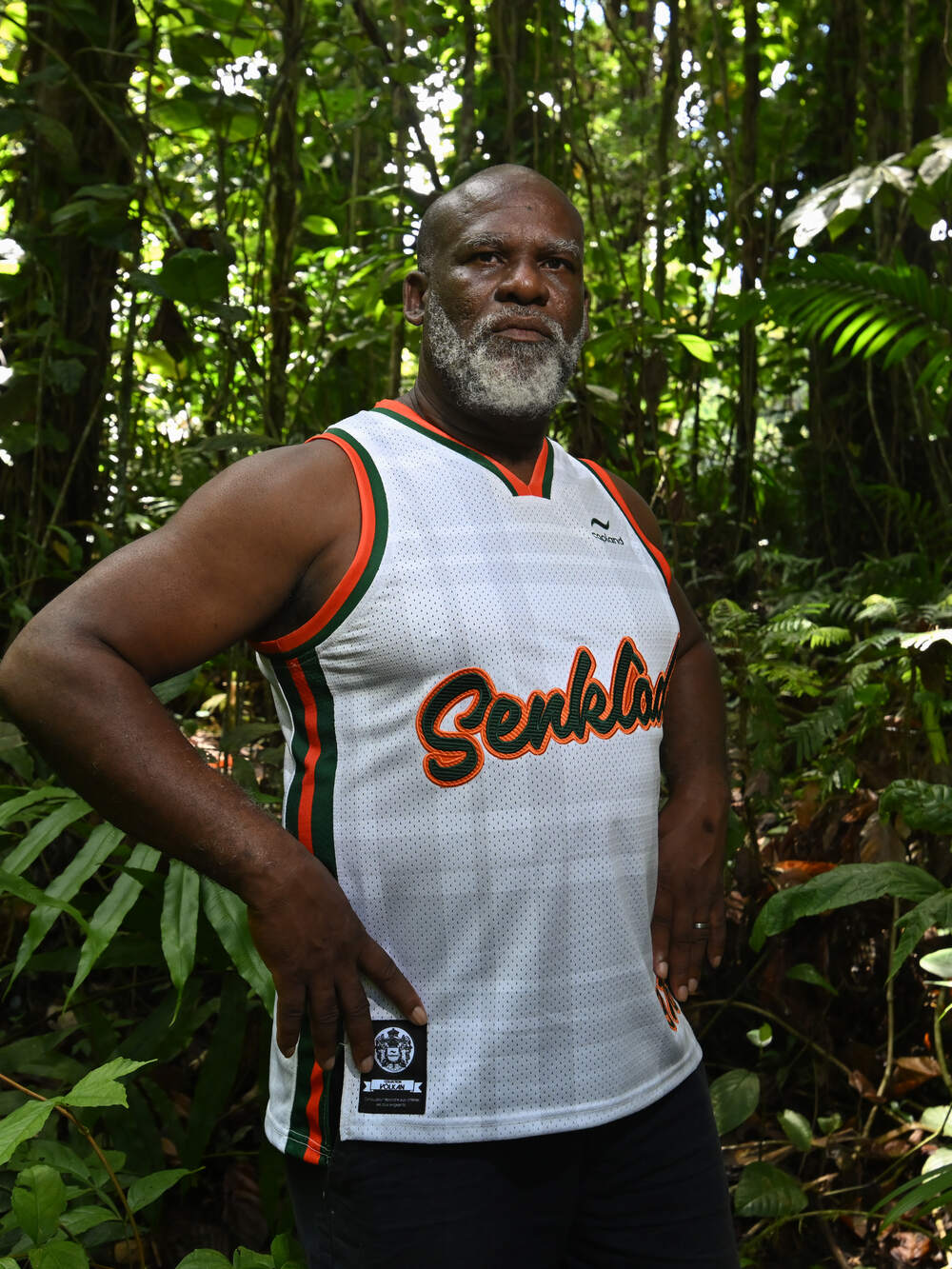 Maillot de basket brodé